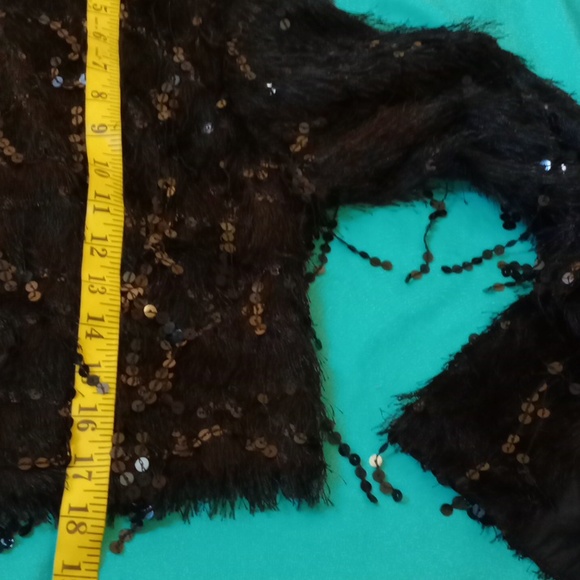 H&M BLACK CROP SEQUIN, MOCK TURTLE NECK , LARGE - Picture 11 of 11